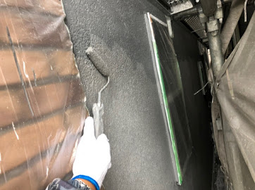 神奈川県葉山町にて屋根、外壁塗装工事！