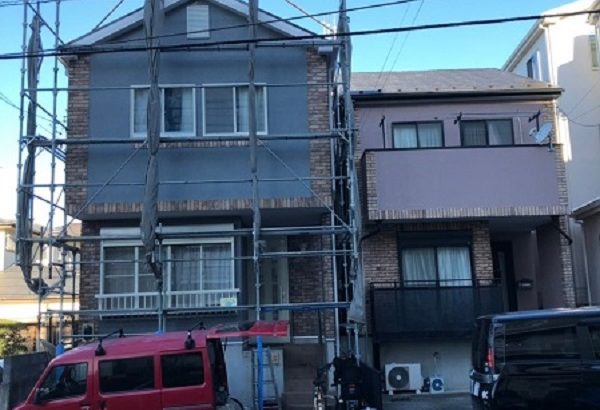 神奈川県横須賀市　外壁塗装　仮説足場　設置～高圧洗浄まで