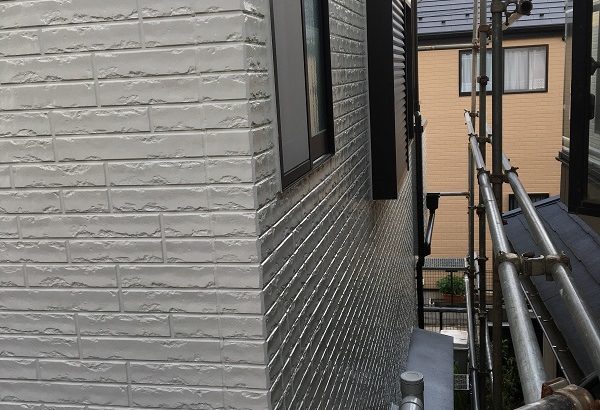 神奈川県三浦郡葉山町　外壁塗装　関西ペイント　ラジカル制御型塗料　アレスダイナミックトップ