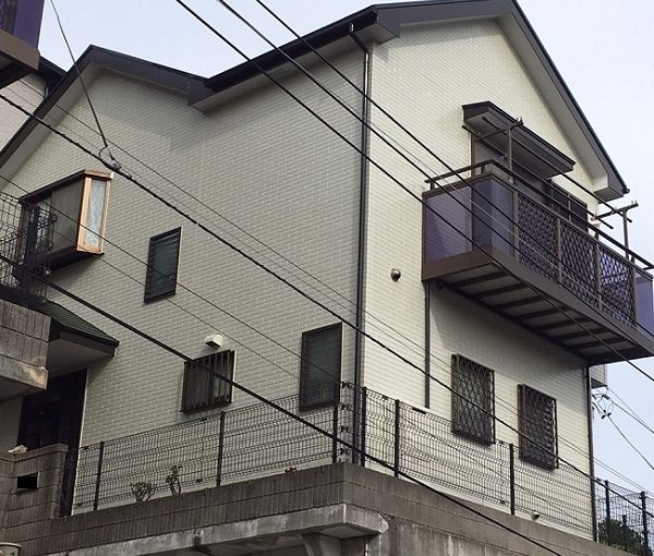 神奈川県三浦郡葉山町　外壁塗装　付帯部塗装の重要性　サビの恐ろしさ