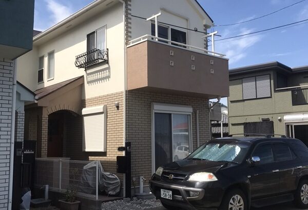 神奈川県横須賀市　外壁塗装　下地処理の工程　塗装工事は下地処理が重要です。