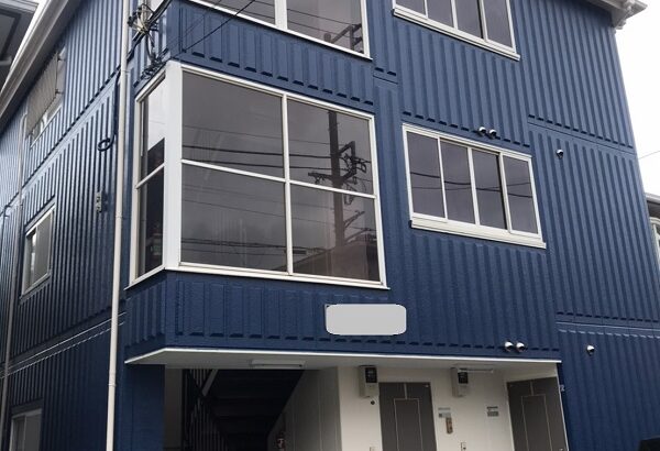 神奈川県三浦市　外壁塗装　屋根塗装　アパート　塗装で高級感のある外観に。 (2)