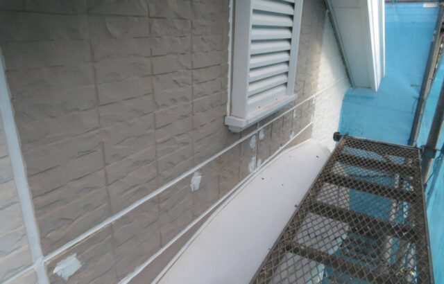 神奈川県三浦市　外壁塗装工事　サイディングのシーリング補修