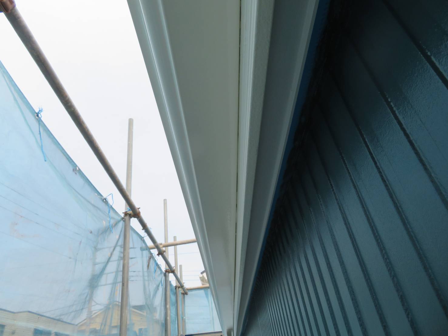 神奈川県逗子市　外壁塗装工事　雨樋のメンテナンスはどうすればいい？
