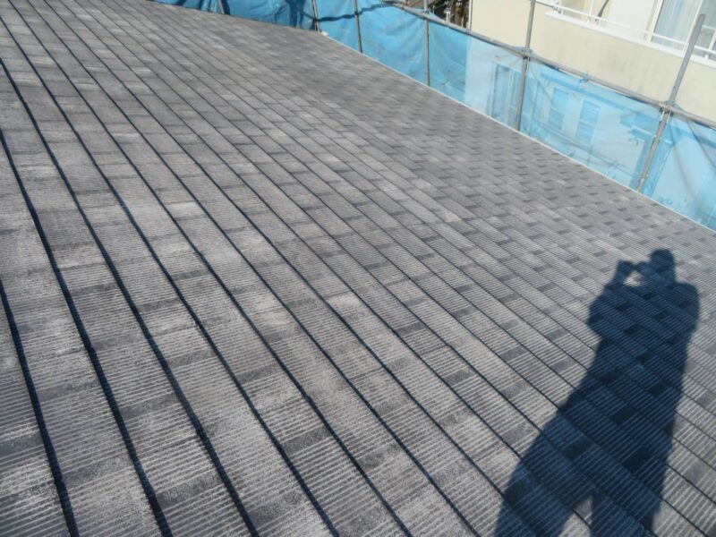 神奈川県三浦市　屋根・外壁塗装工事　施工前の屋根　定期点検の実施をおすすめします！