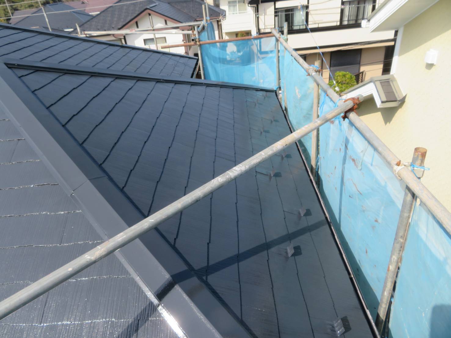 屋根塗装工事の流れと塗装が必要な屋根材、塗装工事の注意点を解説