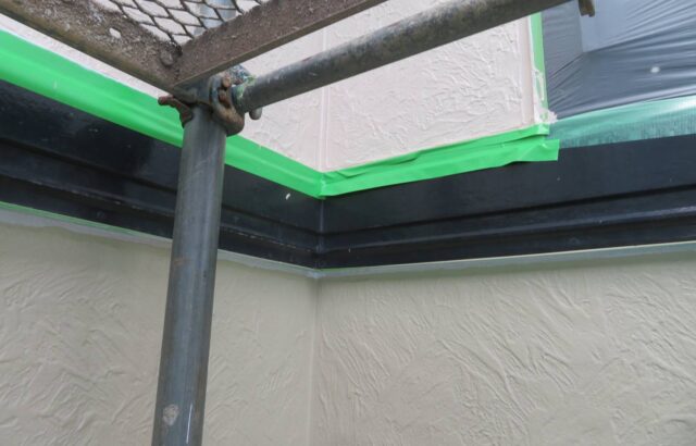 神奈川県三浦市　屋根・外壁塗装工事　付帯部塗装　幕板の注意点