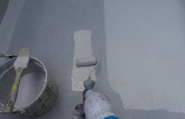 神奈川県三浦市　屋根・外壁塗装工事　ベランダFRP防水　トップコート塗り替え