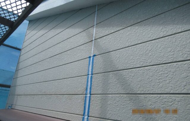 神奈川県横浜市　屋根・外壁塗装工事　サイディング目地のコーキング打ち替え