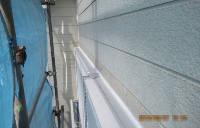 神奈川県横浜市　屋根・外壁塗装工事　取り合い部のコーキング打ち