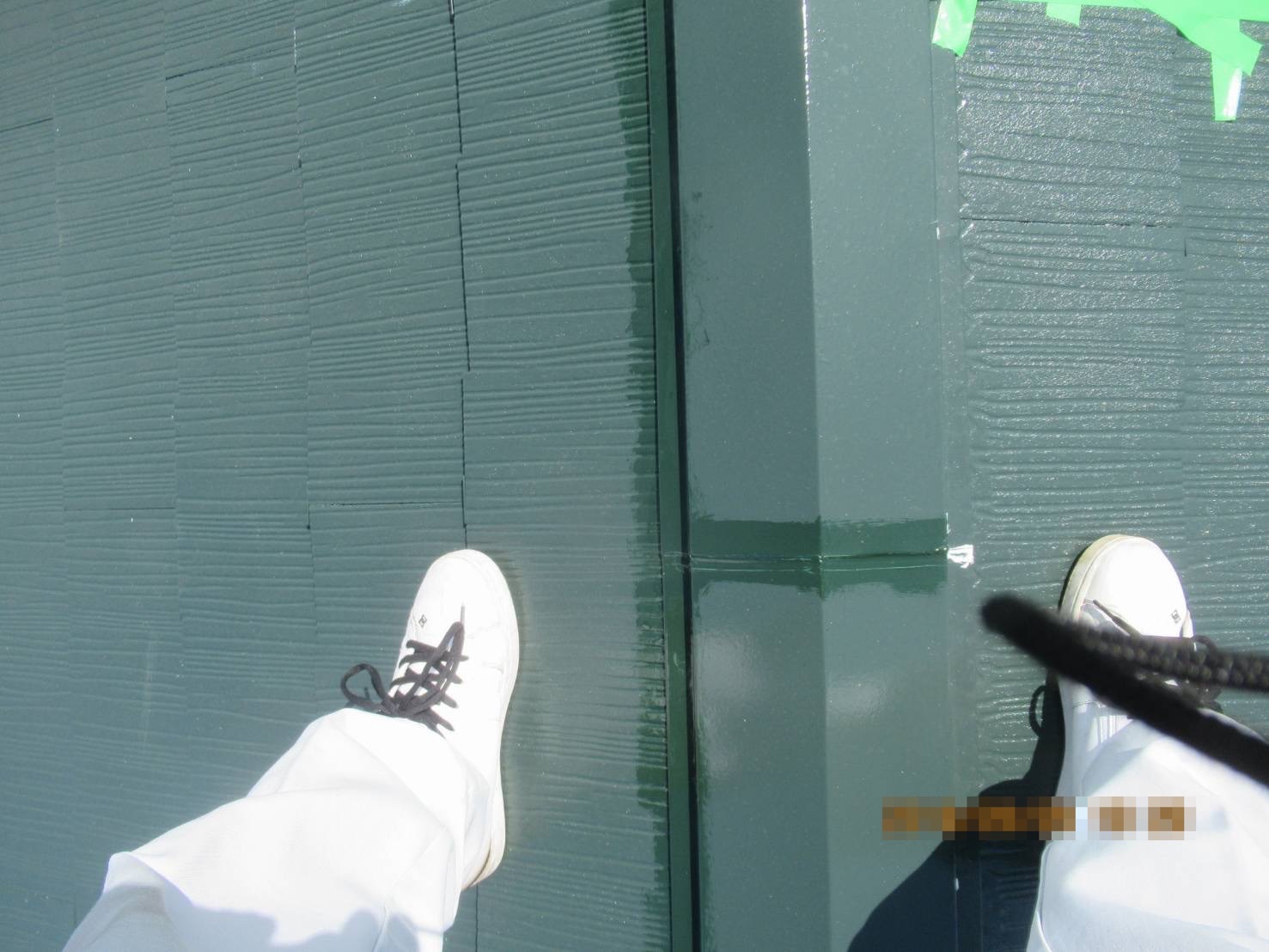 神奈川県横浜市　屋根・外壁塗装工事　屋根塗装の仕上げ