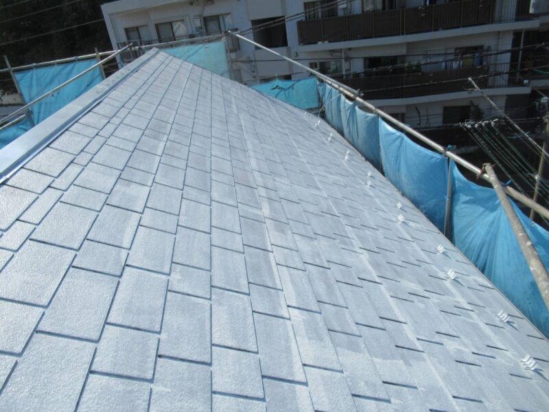 神奈川県横須賀市　屋根・外壁塗装工事　屋根の下塗り