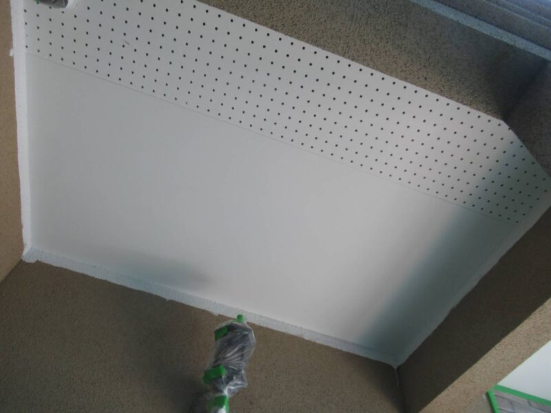 神奈川県横浜市　屋根・外壁塗装工事　付帯部　軒天井の塗装を行いました！