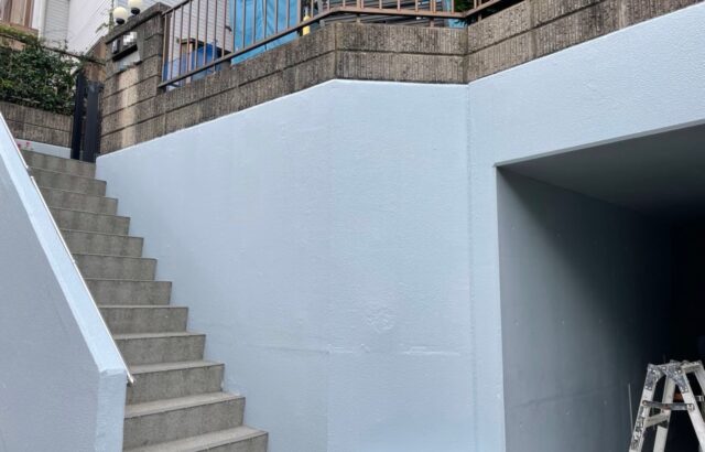 神奈川県横浜市　K様邸　外壁塗装・コーキング工事　塀の塗装