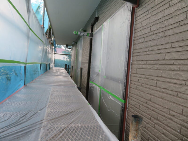 神奈川県横浜市　K様邸　外壁塗装・コーキング工事　きれいな現場を保つ養生作業